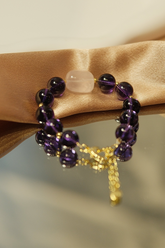 Lilaclove Bracelet
